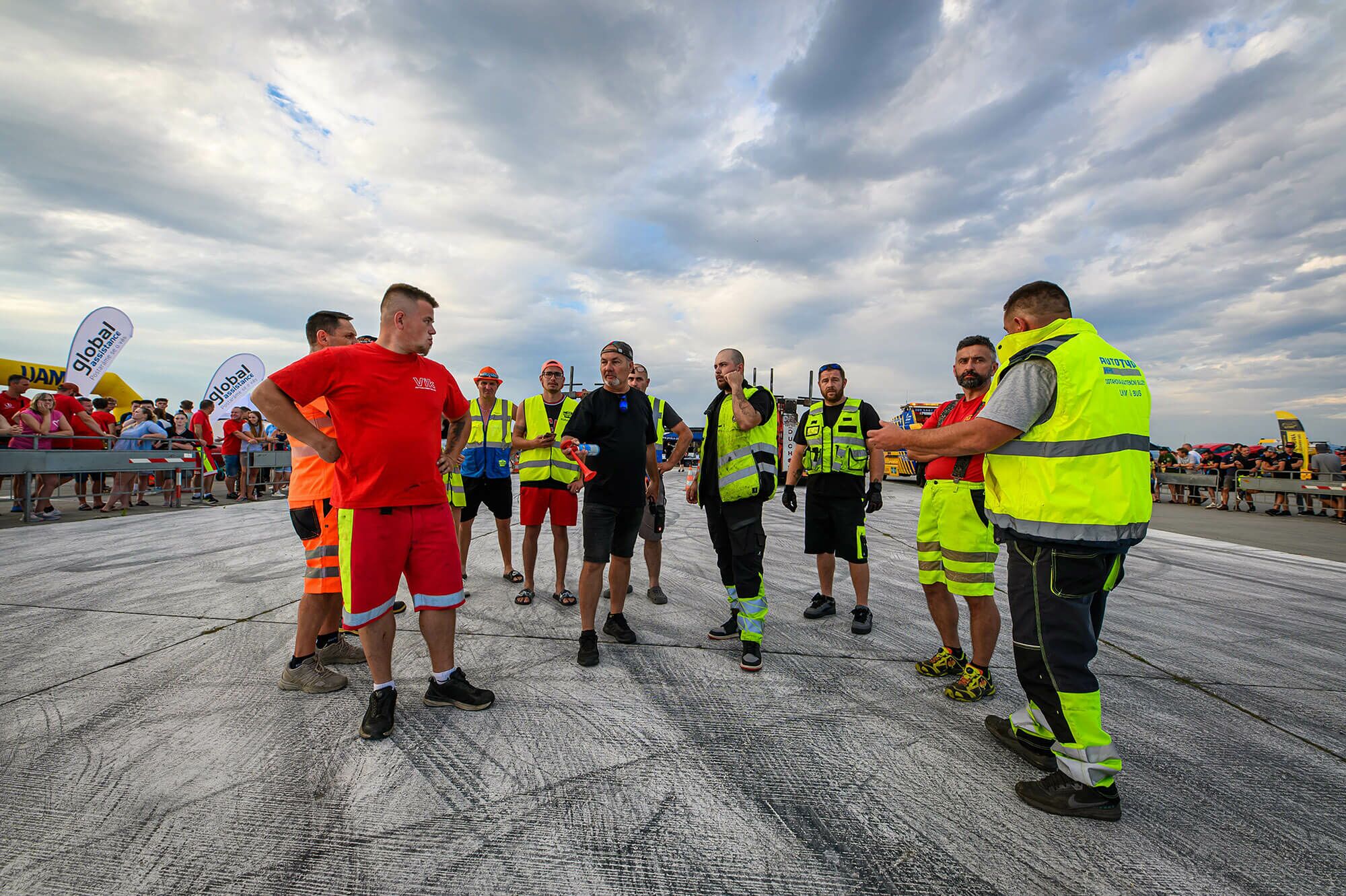 Czechoslovak Tow Show 2025 - odtahová technika - navijáky, LED světla, kurtny, upínací pásy